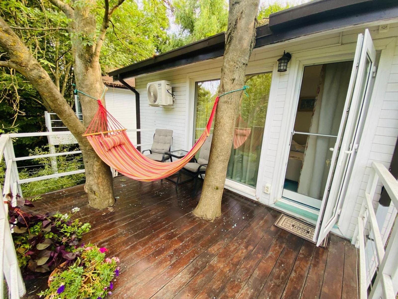 Rapsodia Pension Сучава Екстер'єр фото